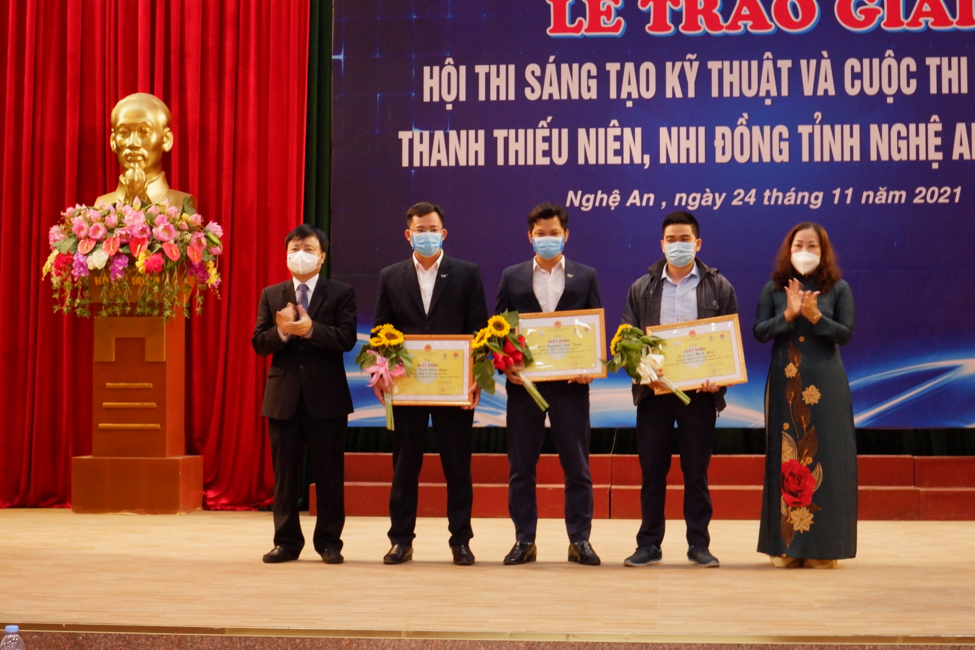 Lễ trao giải Hội thi Sáng tạo Kỹ thuật, Cuộc thi sáng tạo thanh thiếu niên,     nhi đồng tỉnh Nghệ An năm 2021 tại trường Đại học Sư phạm Kỹ thuật Vinh