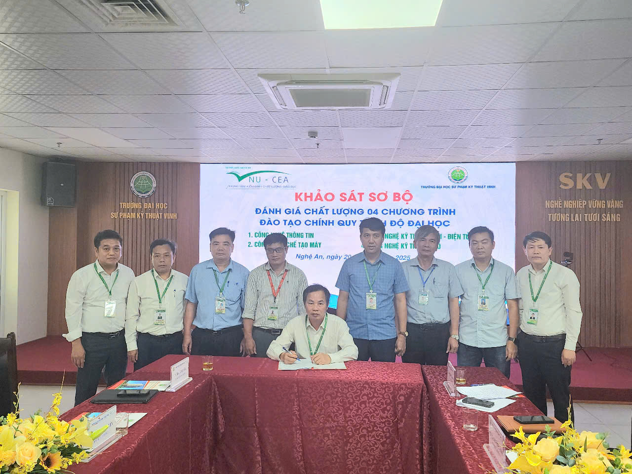 Trường Đại học Sư phạm Kỹ thuật Vinh khảo sát sơ bộ đánh giá chất lượng chương trình đào tạo